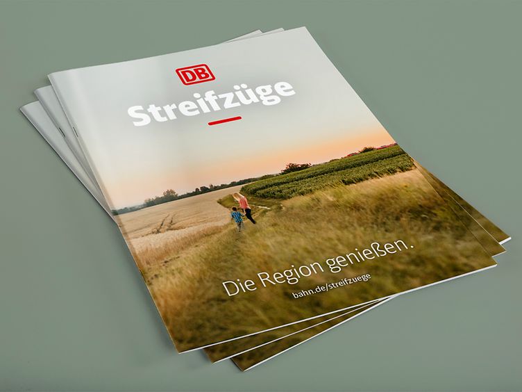 Drei Magazine der aktuellen Ausgabe "Streifzüge" aufgefächert