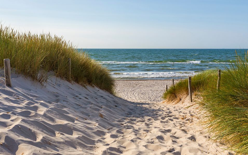 Strandaufgang mit Blick auf die Ostsee in Graal-Müritz